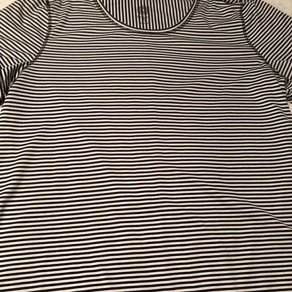 Brisas striped Top 1X - Picture 6 of 6